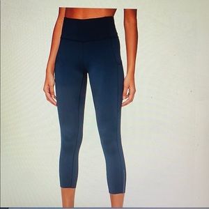 Fast and free high rise crop leggings
